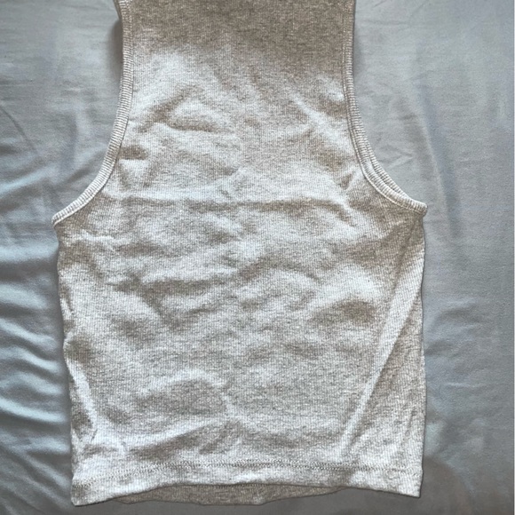 Zara sleeveless turtle neck grey shirt - Picture 3 of 4